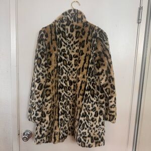 Chic Leopard Print Faux Fur Coat